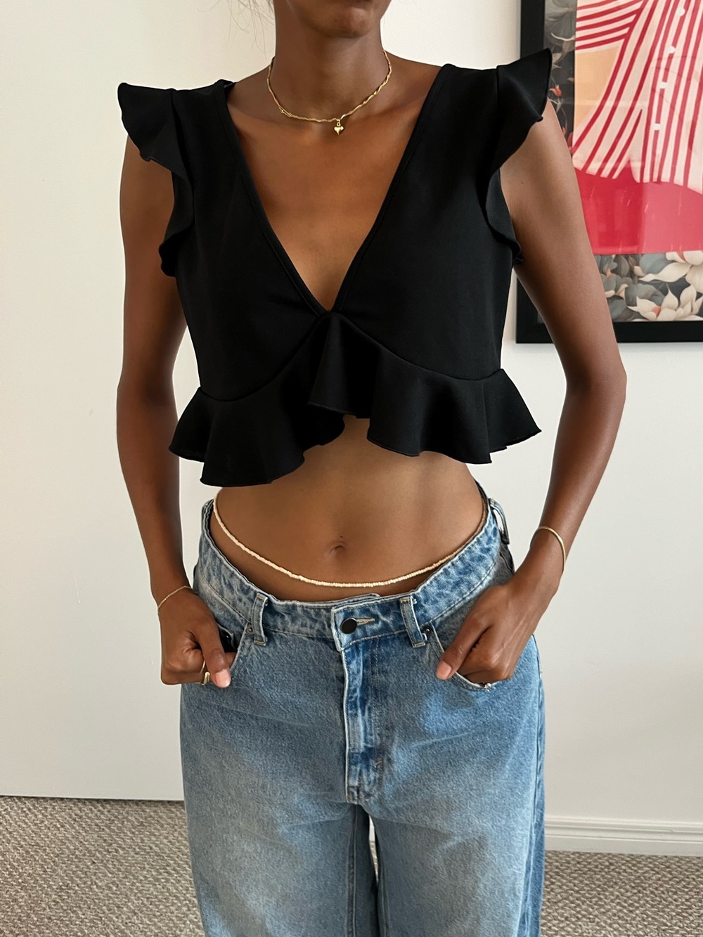 Black V neck crop top M